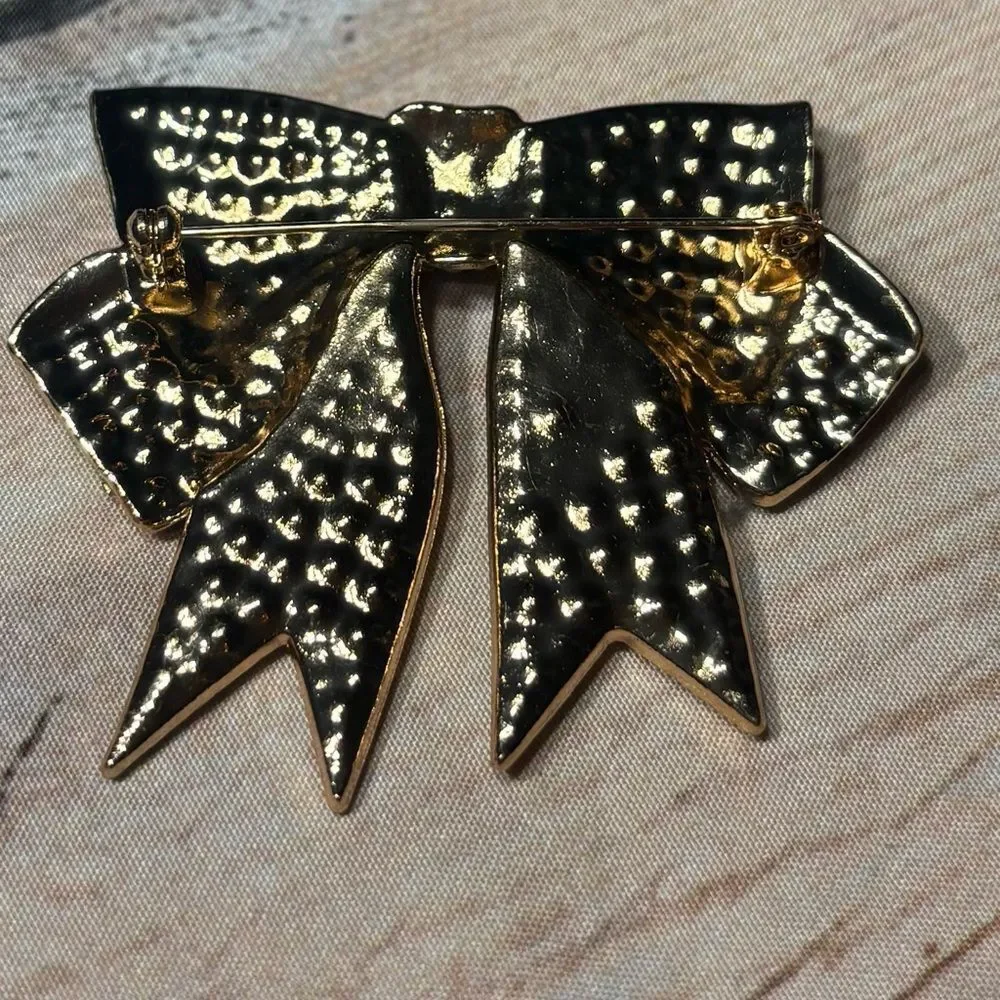 New Metal Gallery Rhinestone Bow Brooch